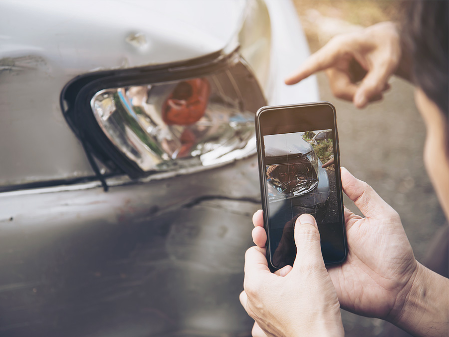 DEKRA Videobewertung vor Überführung des Fahrzeuges am Abholort